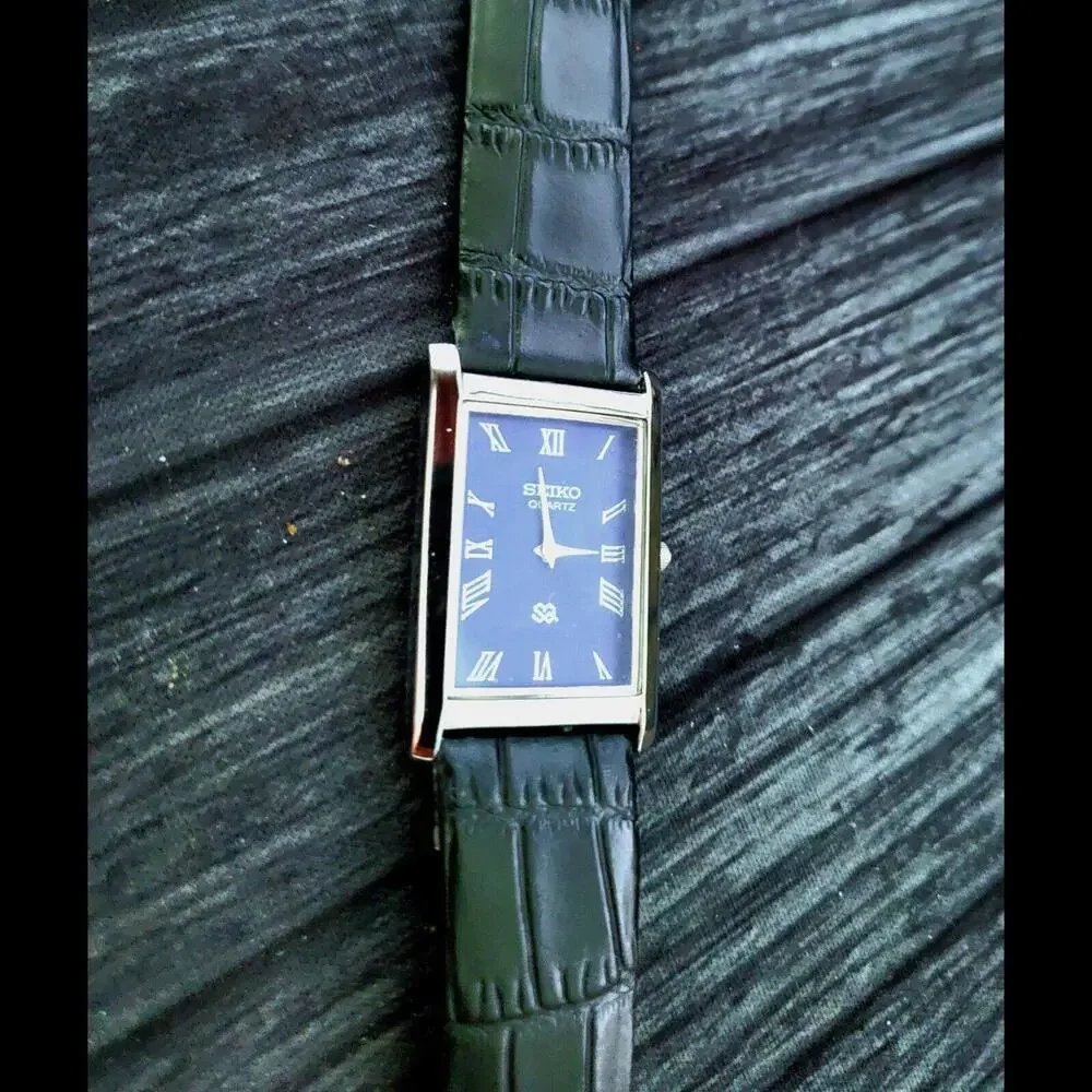 NOS Men's Slim Seiko Tank Blue Dial Dress Watch New Mvt‎ & Batt🌟